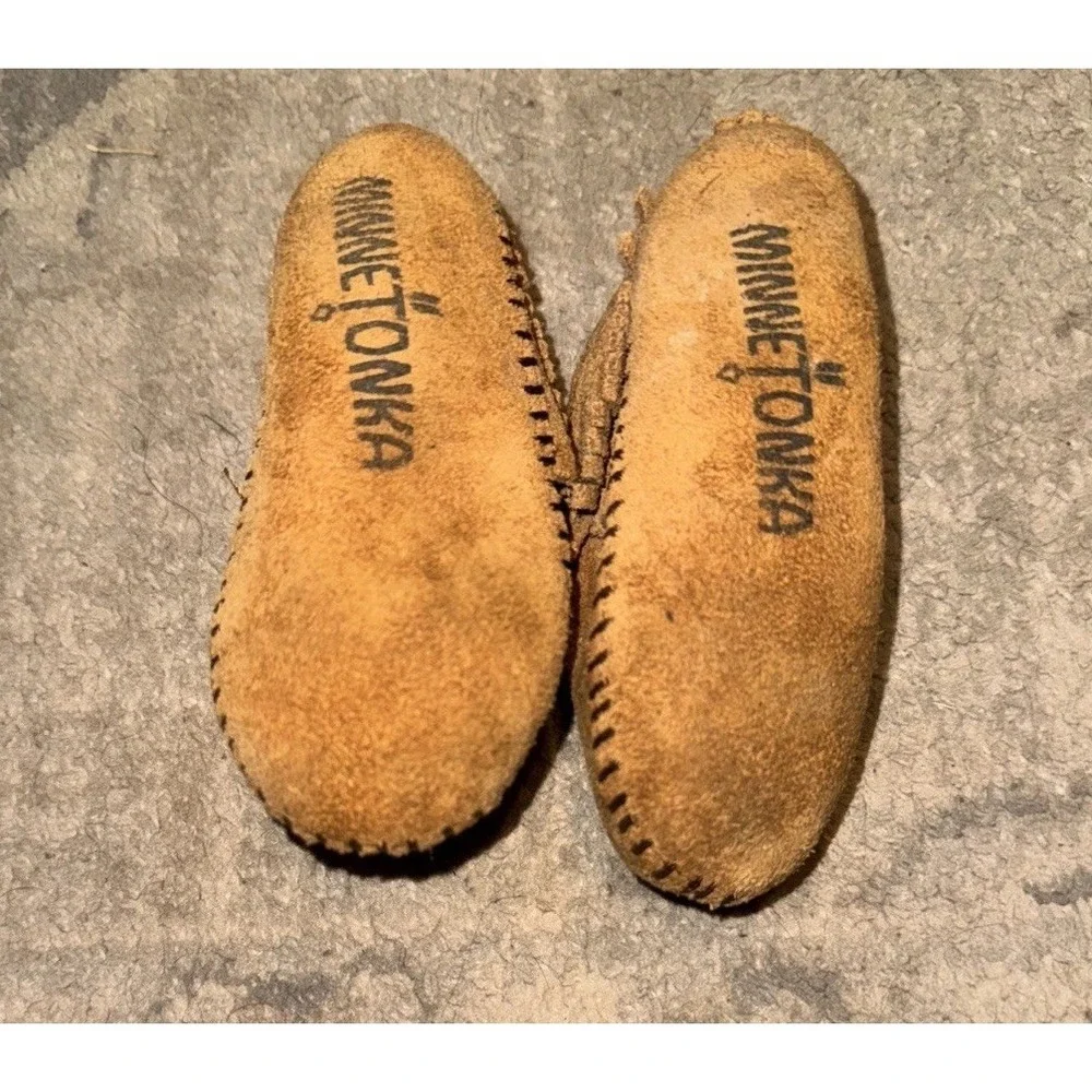 Minnetonka Leather Moccasin Shoes‎ Infant Sz 3 Tan Brown